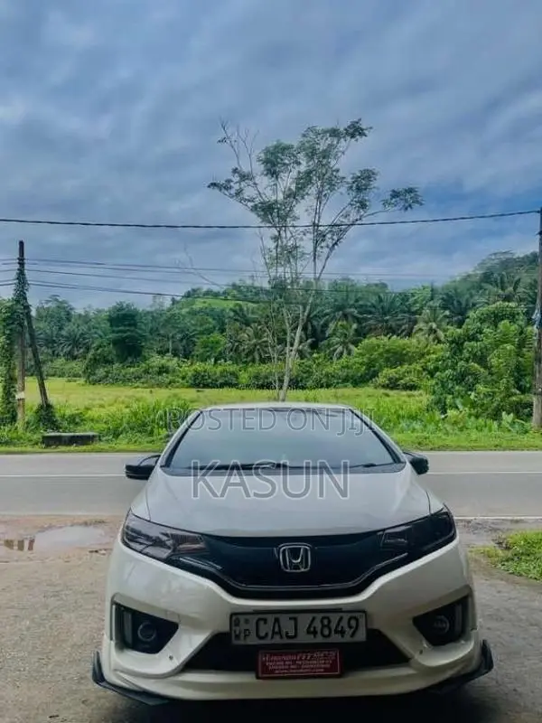 Honda Fit GP5 S Grade 2013 Car (Used)