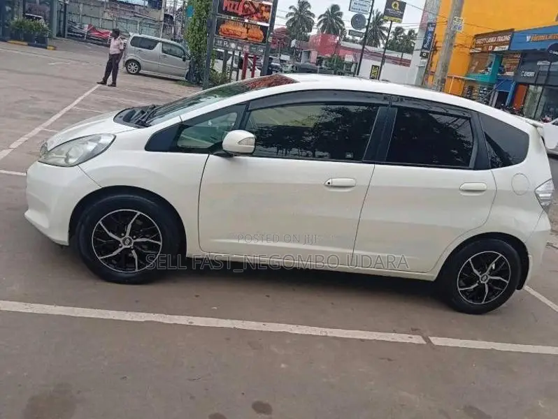 Honda FIT GP1 2011 Car (Used)