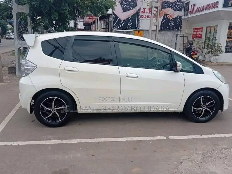 Honda FIT GP1 2011 Car (Used)