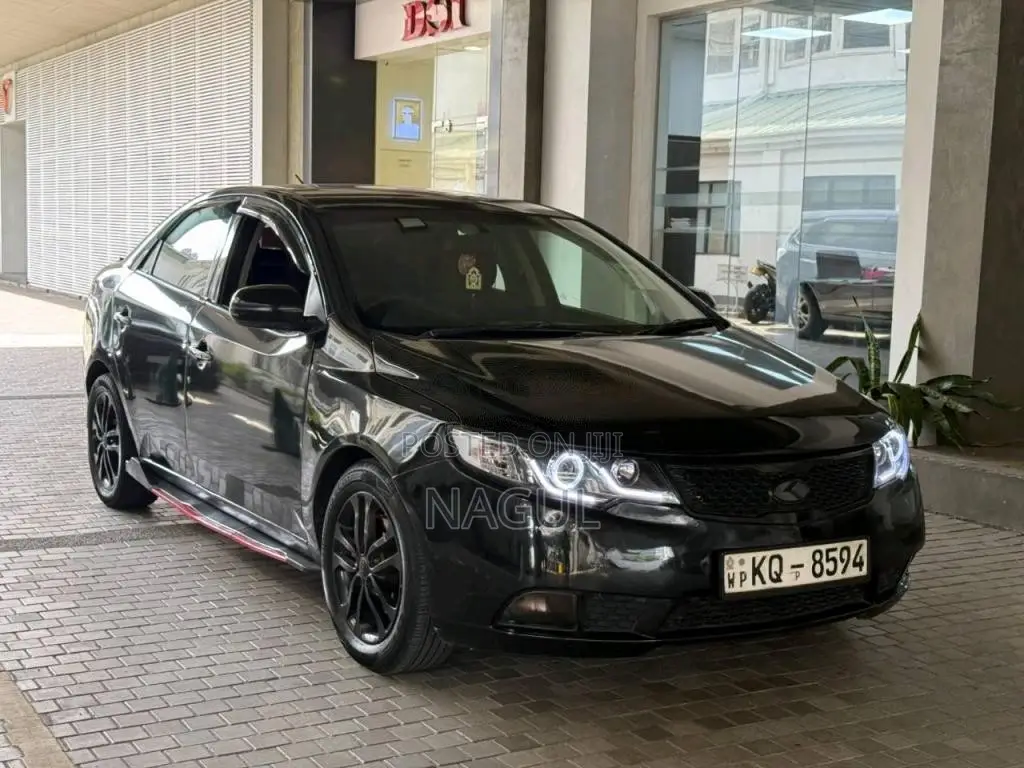 Kia Cerato 2011 Car (Used)