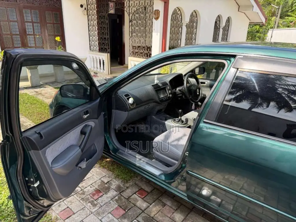 Honda Civic ES8 2001 Car (Used)