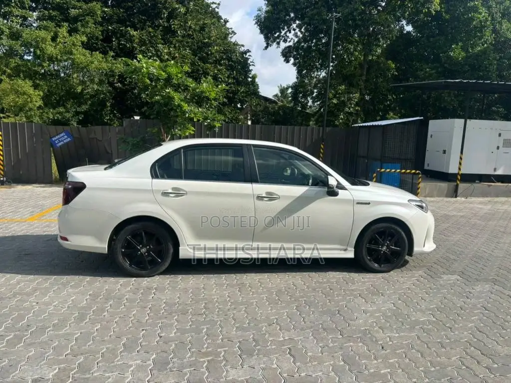 Toyota AXIO 2018 Car (Used)
