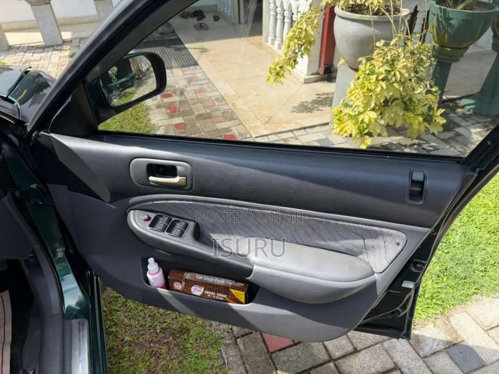 Honda Civic ES8 2001 Car (Used)
