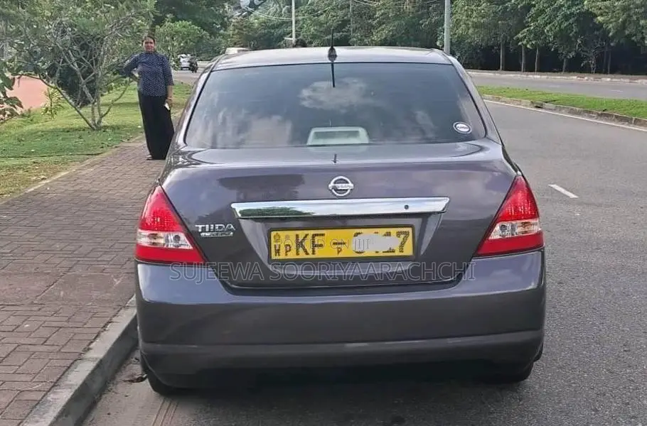 Nissan Tiida 2007 Car (Used)