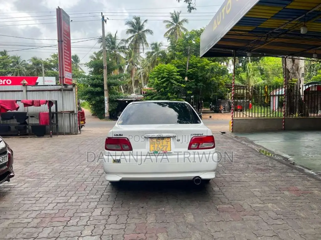 Toyota Carina 1999 Car (Used)