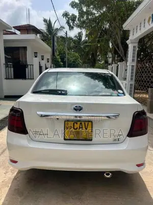 Toyota Axio Wxb 2017 Car (Used)
