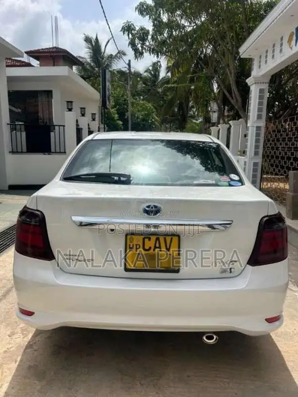 Toyota Axio Wxb 2017 Car (Used)