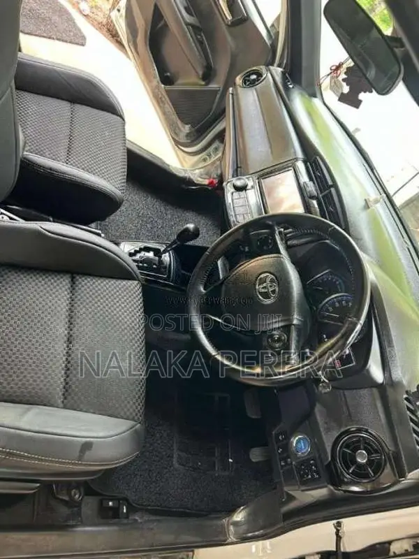 Toyota Axio Wxb 2017 Car (Used)