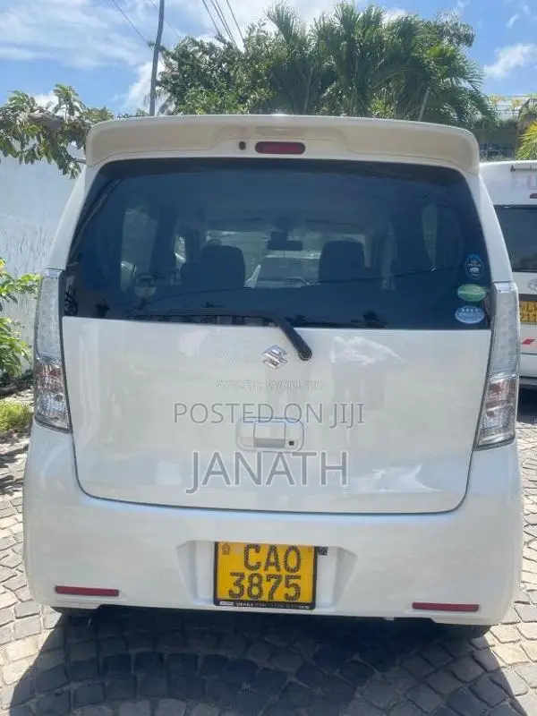 Suzuki Wagon R FZ 2014 Car (Used)