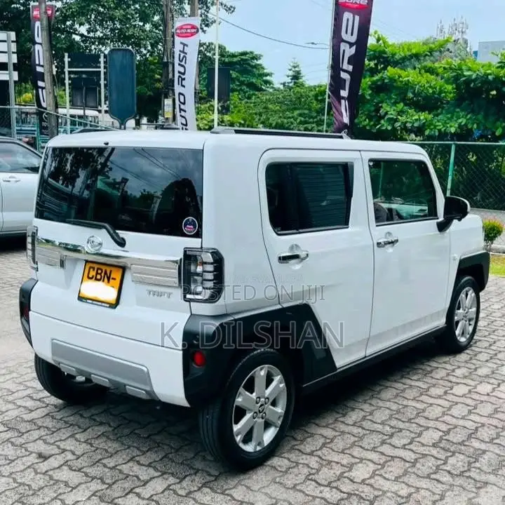 Daihatsu TAFT G Chrome Venture 2024 Car (Used)