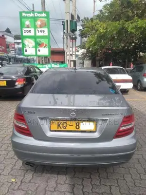 Mercedes-Benz C180 2011 Car (Used)