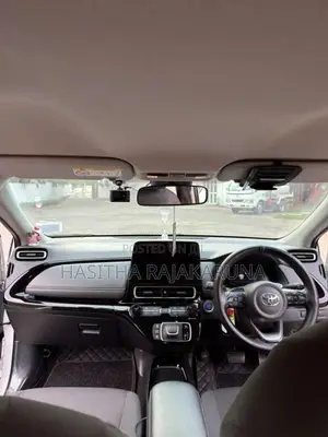 Toyota Aqua 2023 Car (Used)