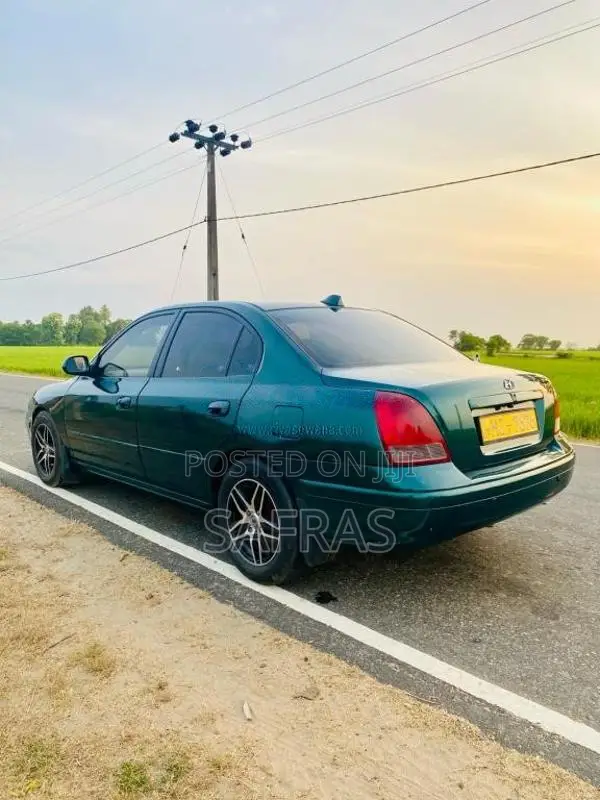 Hyundai Elantra 2003 Car (Used)
