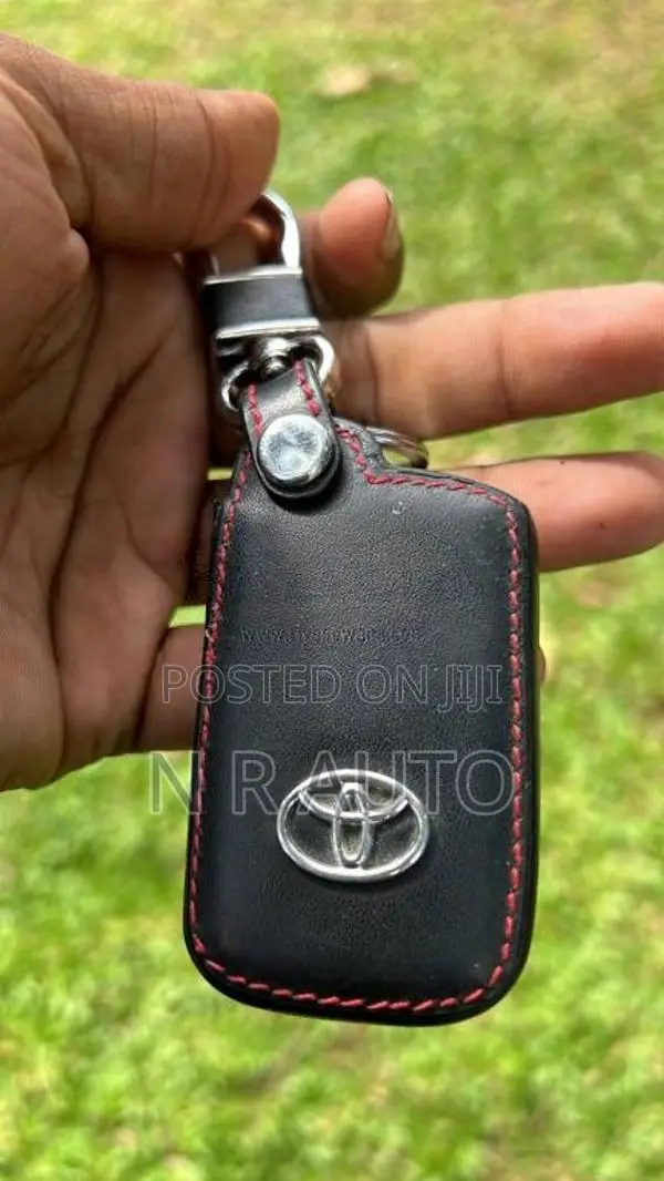 Toyota Axio 2014 Car (Used)