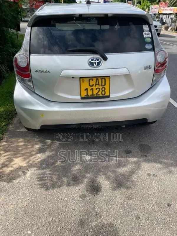 Toyota Aqua G Grade 2013 Car (Used)