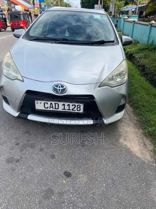 Toyota Aqua G Grade 2013 Car (Used)