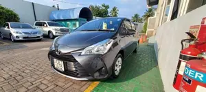 Toyota Vitz 2017 Car (Used)
