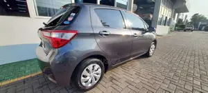 Toyota Vitz 2017 Car (Used)