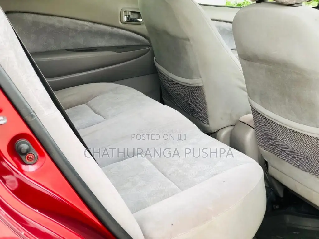 Toyota Prius 1998 Car (Used)