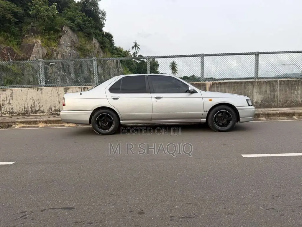 Nissan Bluebird U14 SSS 1998 Car (Used)