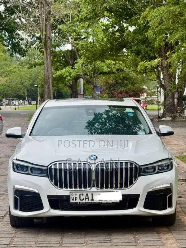 BMW 740 2014 Car (Used)