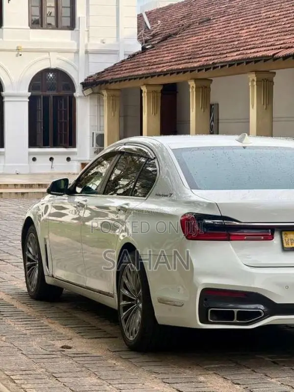 BMW 740 2014 Car (Used)