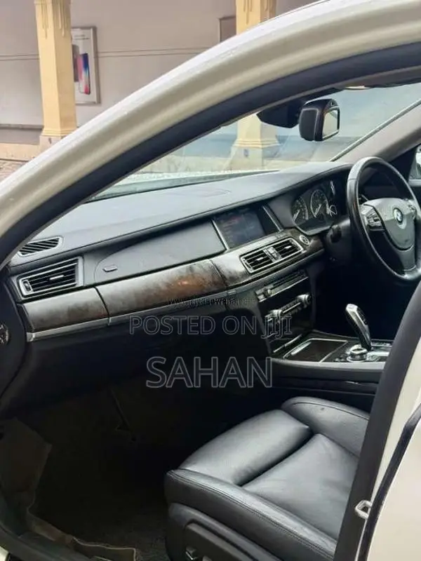 BMW 740 2014 Car (Used)