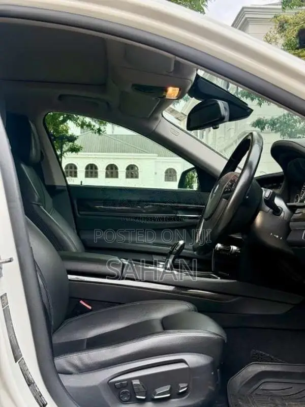 BMW 740 2014 Car (Used)