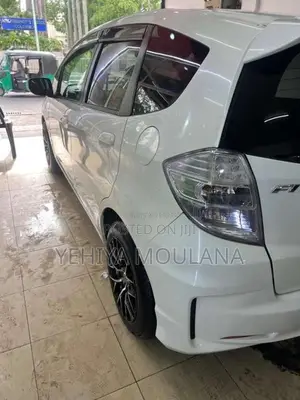 Honda FIT GP1 2013 Car (Used)