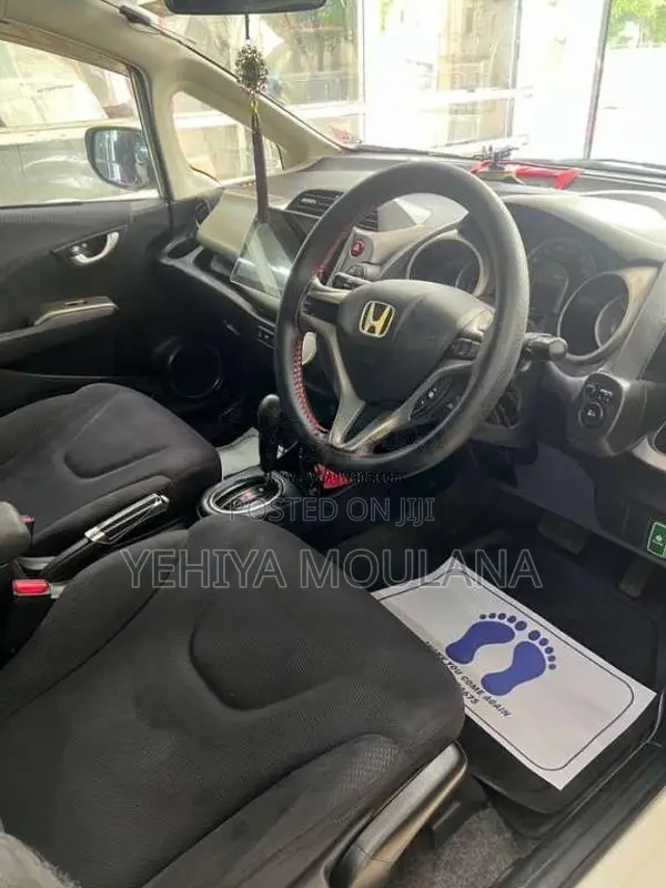 Honda FIT GP1 2013 Car (Used)