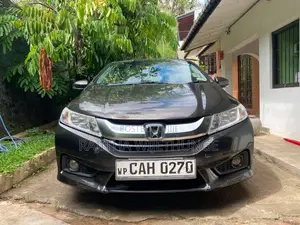 Honda Grace 2015 Car (Used)