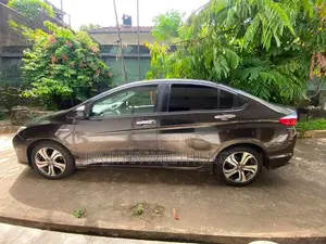 Honda Grace 2015 Car (Used)