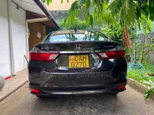 Honda Grace 2015 Car (Used)