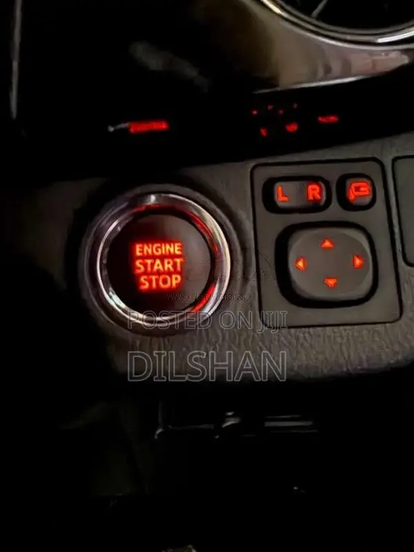 Toyota Vitz 2019 Car (Used)