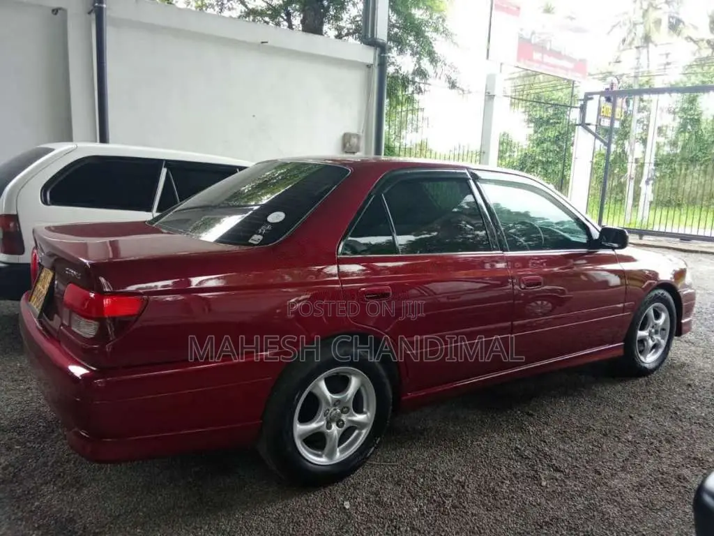 Toyota Carina 2000 Car (Used)
