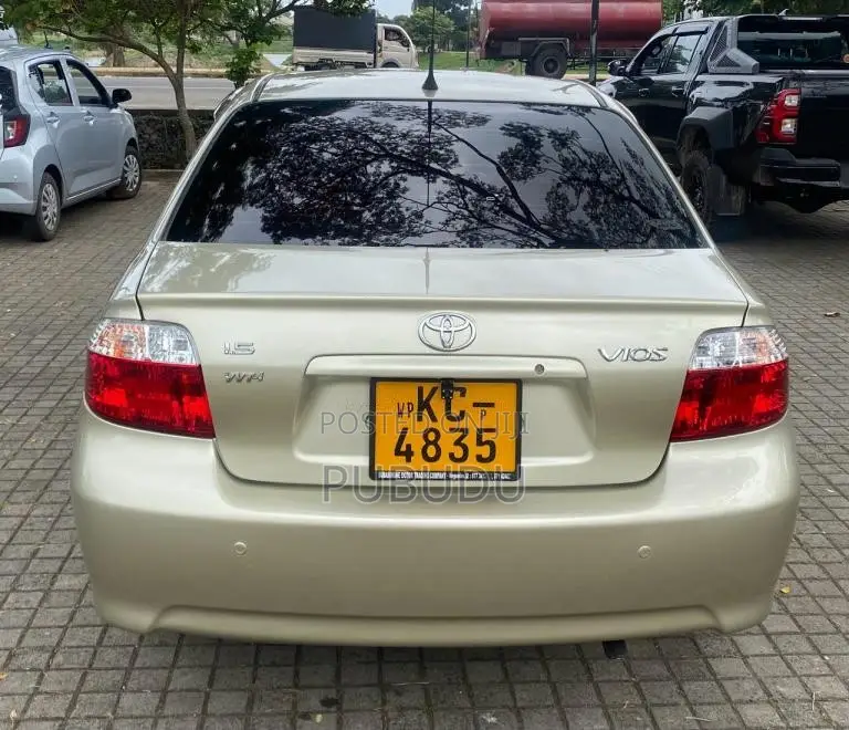 Toyota Vios 2003 Car (Used)