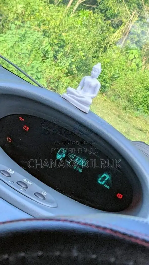 Toyota Vitz 1999 Car (Used)