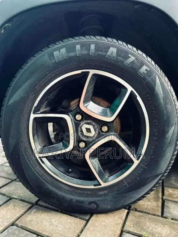 Renault Kwid 2017 Car (Used)