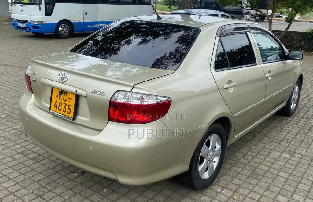 Toyota Vios 2003 Car (Used)
