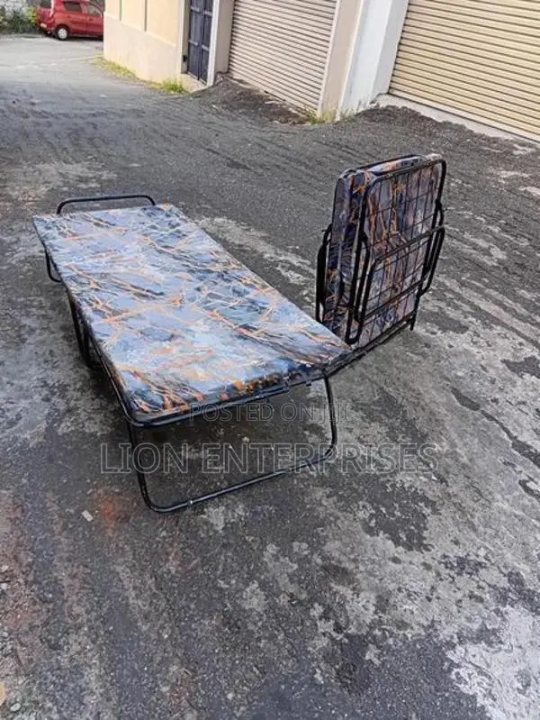 Steel Folding Bed with Mattrees 6×2.5 Ft
