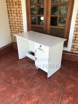 4x2 White Table (006)