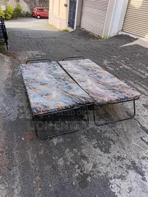 72×30 Folding Bed with Mattrees