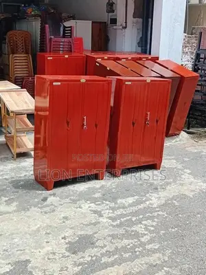 4×2.5 Ft Steel Half Cupboards