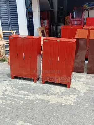 4×2.5 Ft Steel Half Cupboards