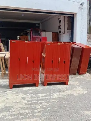 4×2.5 Ft Steel Half Cupboards