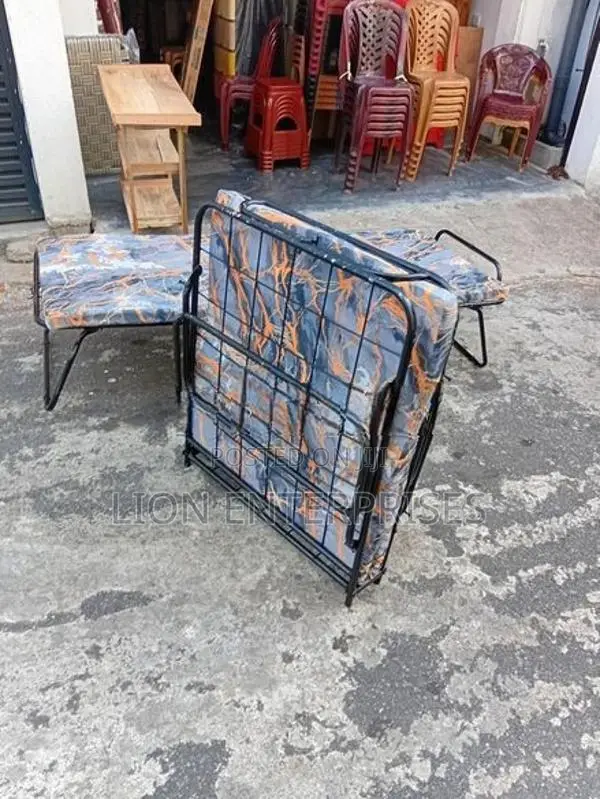 72×30 Folding Bed with Mattrees