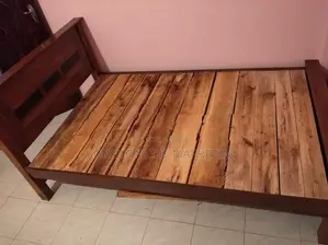 6 by 3 Teak Box Bed (B-13)