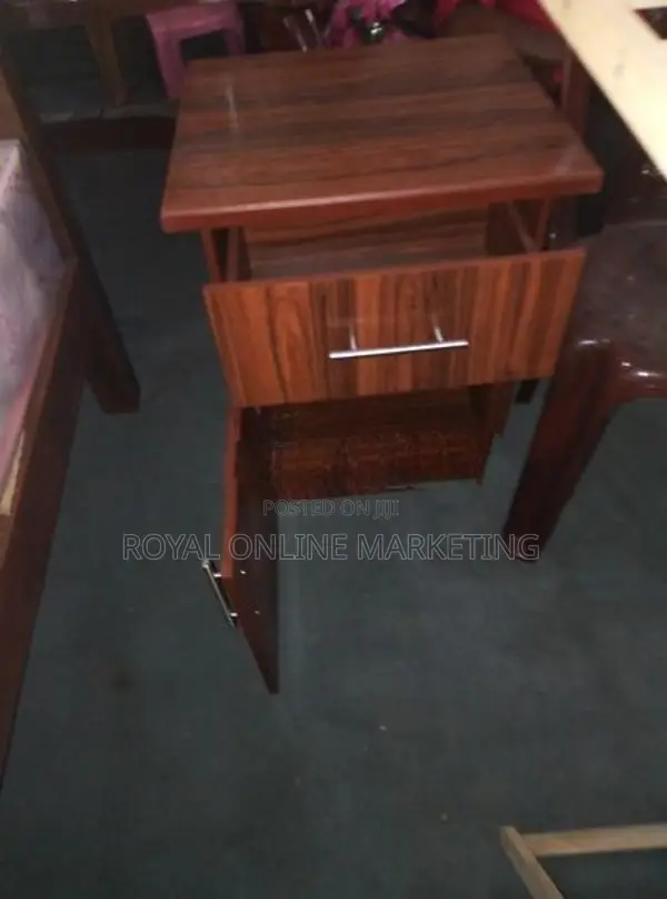 Bed Side Cupboard (h-13)