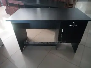 Black 4 by 2 Office Table (Q-13)