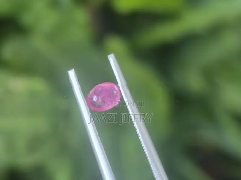 Natural Ceylon Hot Pink Sapphire Unheated 0.6 Ct Gem Stone